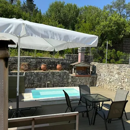 Christina Apartamento